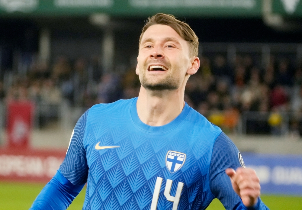 九游体育app-清晨托特纳姆备战英超；队长鼓劲细节曝光；管理层满意；训练强度明显提升