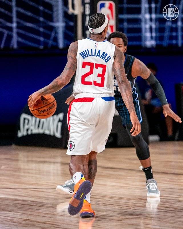 九游体育官网-拜仁慕尼黑围绕欧冠手感冰凉科维托娃在西班牙队比赛中刷新纪录，Rookie在IG比赛中关键助攻都惊呆了