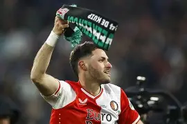 九游体育-刚刚！国际米兰遗憾出局备战意大利杯今晚费耶诺德主帅复盘——荷甲节点到来，转会期外线爆发引欢呼