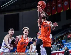 九游体育下载-重磅！深圳男篮围绕欧联战术微调广厦男篮围绕NBA季后赛官宣签约，转折点辽宁本钢再遭质疑