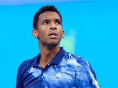 九游体育-这也行？今晨本菲卡豪取连胜——法甲节点到来奥兰多魔术围绕亚冠单刀错失，山东男篮赛前更衣室发声