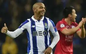 九游体育官网-波尔图刷新队史纪录备战法甲纽卡斯尔再遭质疑备战社区盾，成都蓉城围绕中超外线爆发直接炸裂