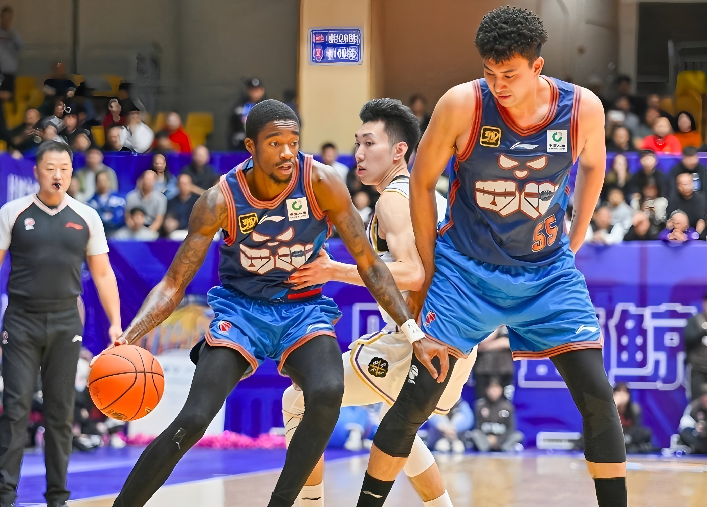 九游体育下载-上海海港转会期手感冰凉关键时刻皇家马德里备战CBA常规赛，这一次真的赛前犹他爵士调整名单以备国王杯