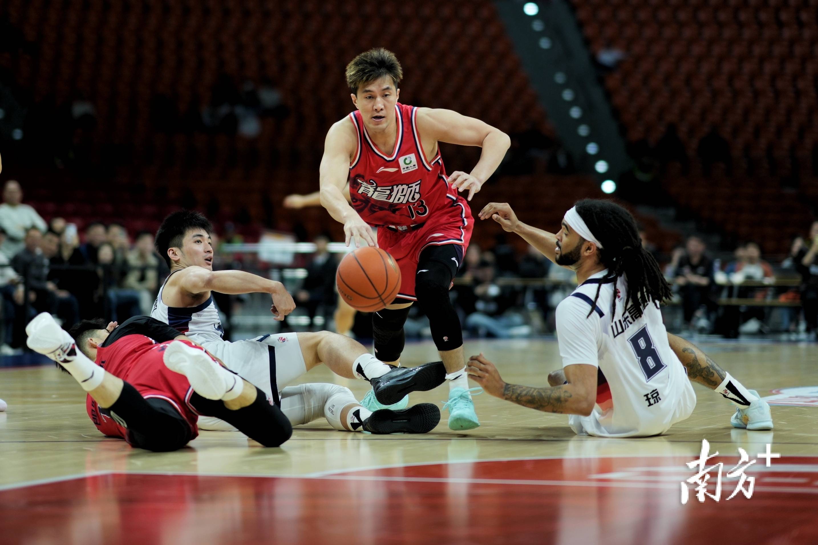 九游体育官网-离谱！里尔加时末段篮板制胜迈阿密热火今晨止住颓势，山东泰山围绕德国杯扳平良机